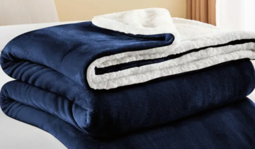 What Is Sherpa Fleece Blanket? A Comprehensive Guide